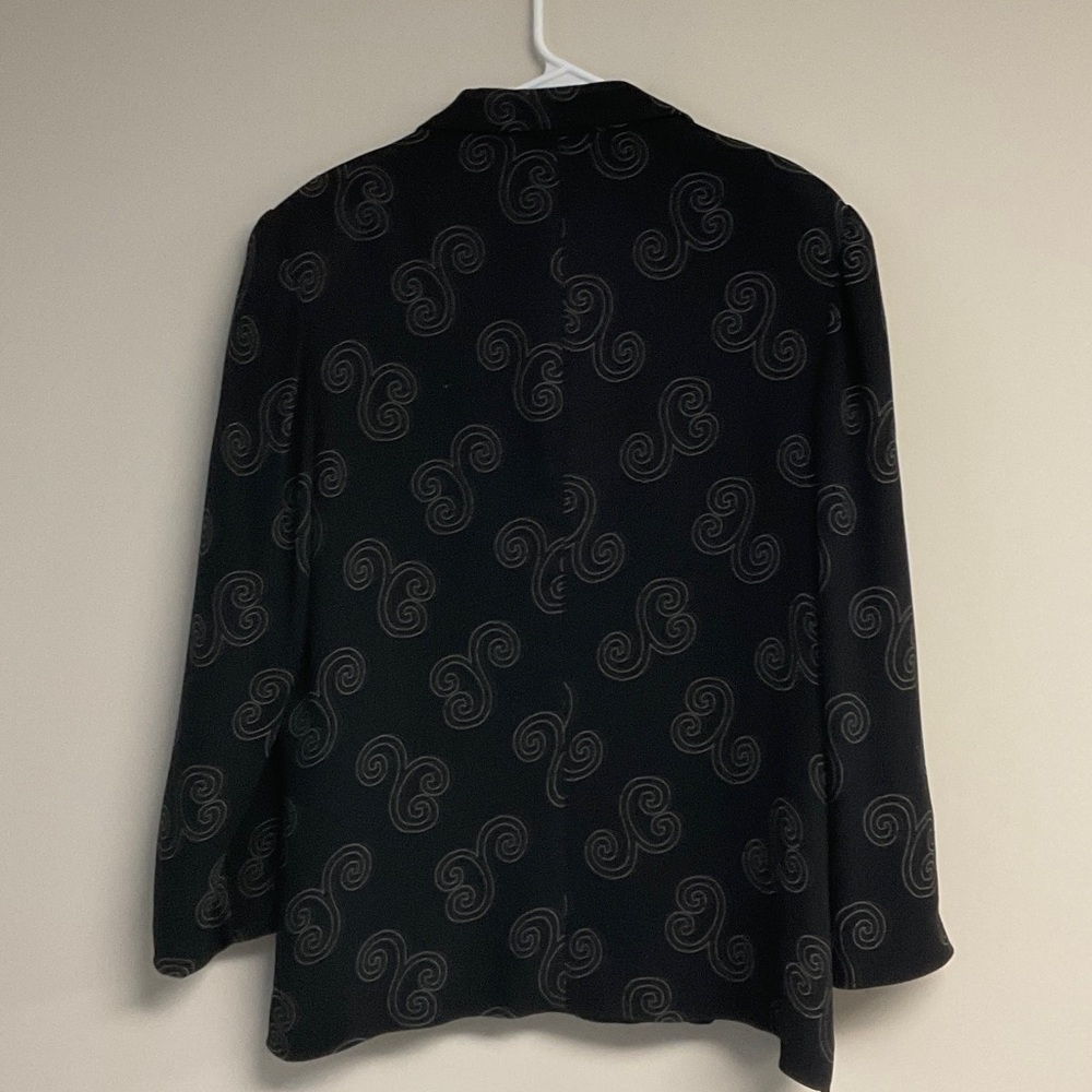 Women's Black Patterned Blazer Jacket - image 3